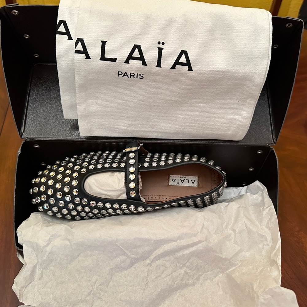 Like New Alaia Mary Jane Ballerina Flats with Studs Allover size 7.5 - Picture 12 of 12